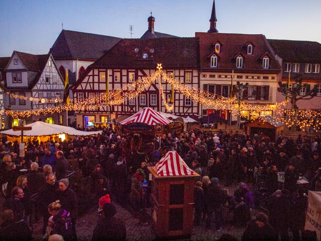 Weihnachtsmarkt Oppenheim PC158448