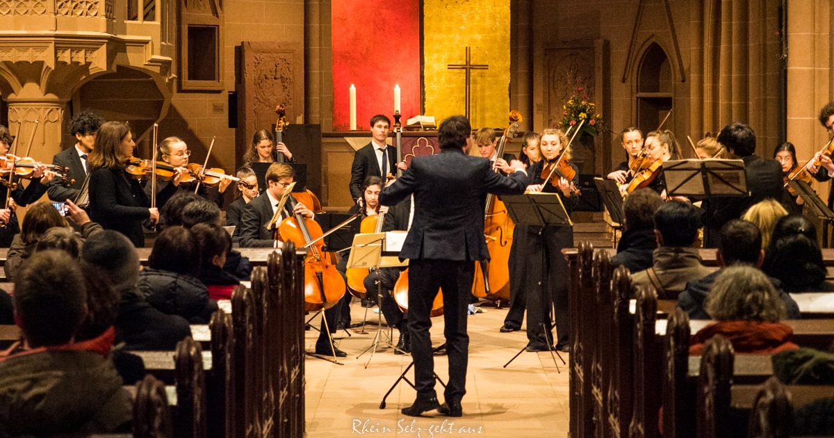 Abschlusskonzert der jungen Streicherakademie Mainz in der Katharinenkirche Oppenheim am 25.02.2023