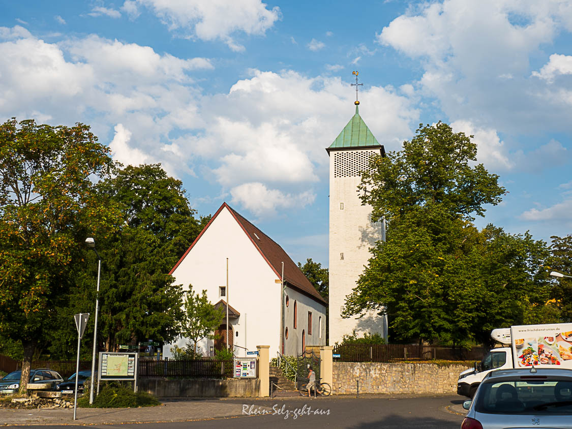 Die Sankt Georgskirche in Dalheim